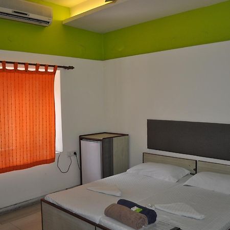 Hotel Kabli New Delhi Exterior foto