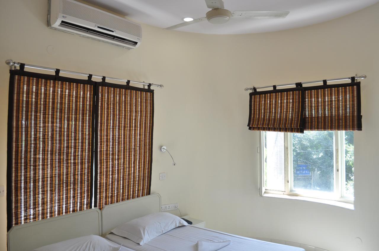 Hotel Kabli New Delhi Exterior foto